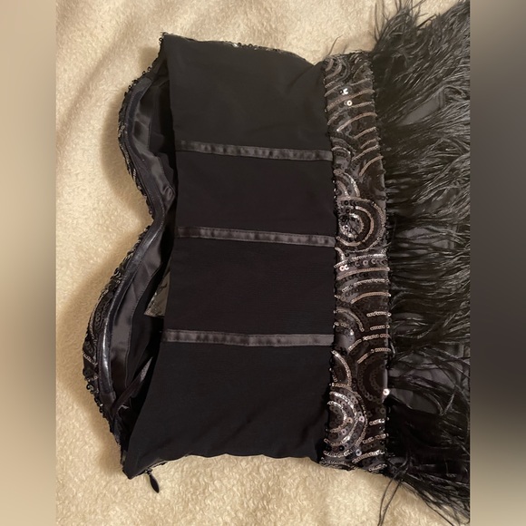 Black Sequined Bebe cocktail dress size L - Picture 8 of 13